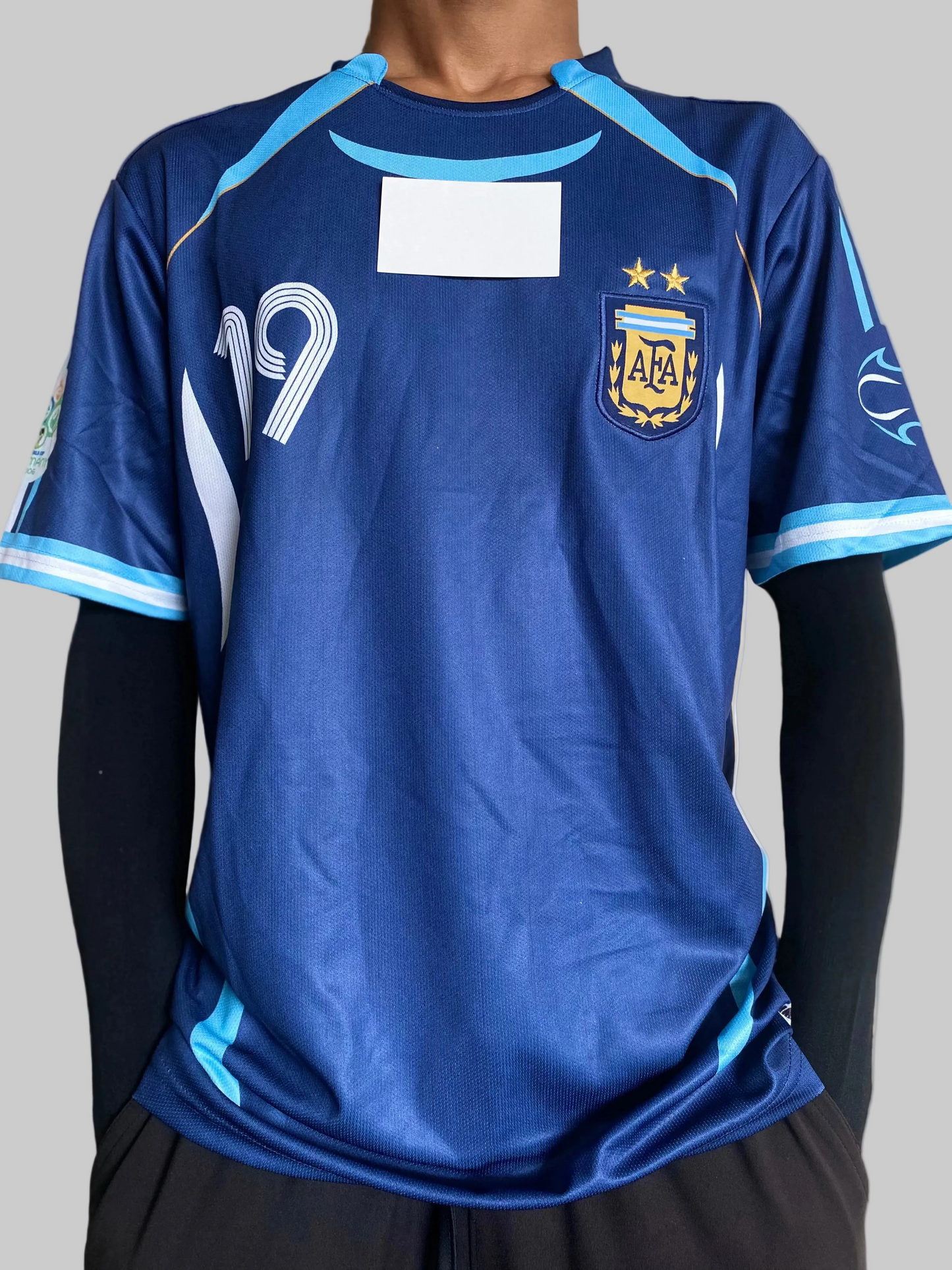 ARGENTINA AWAY RETRO KIT, MESSI #19 (Embroidery)